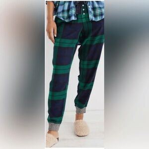 Aerie fleece Plaid pajama joggers blue green size small holiday Christmas